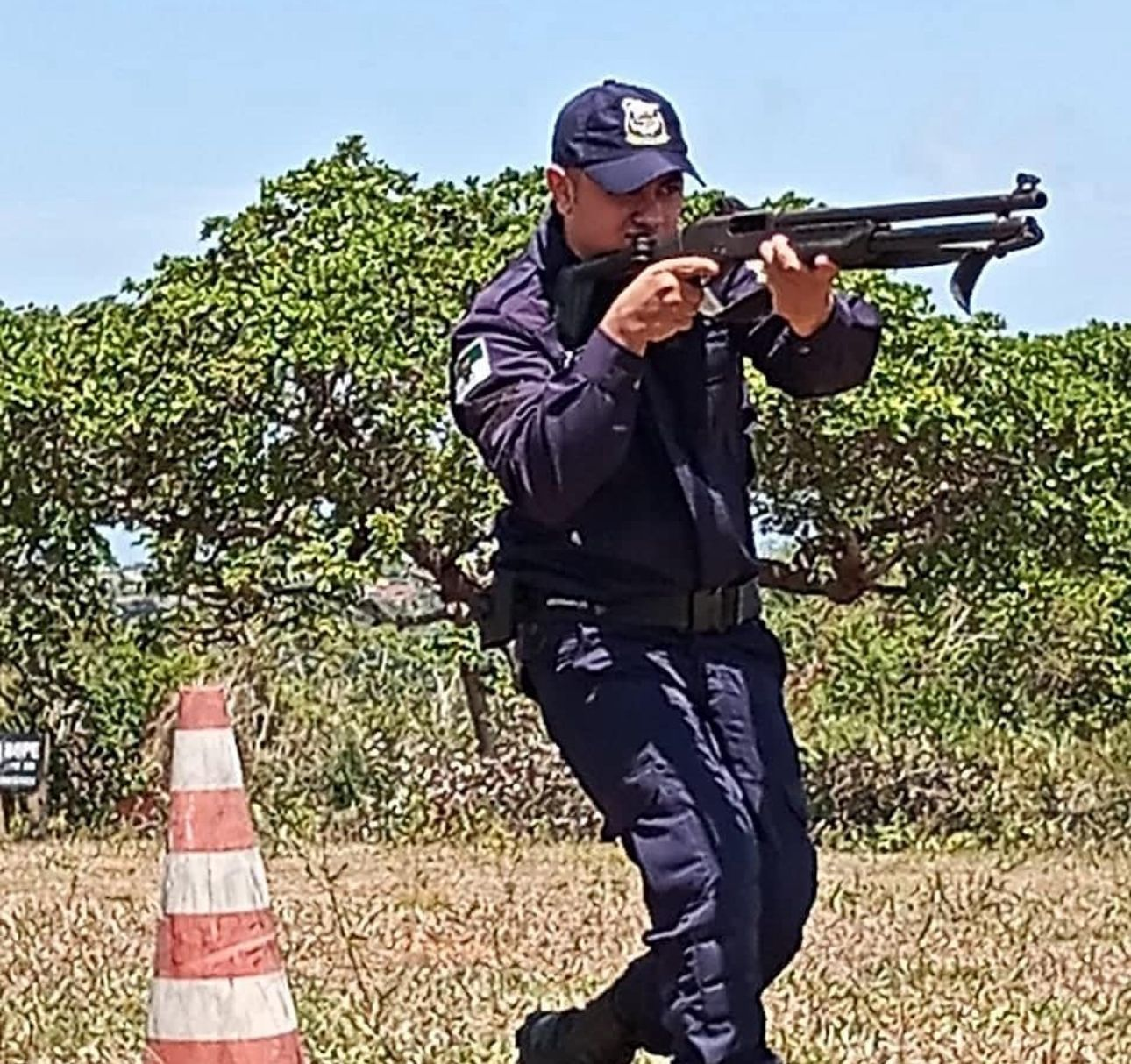 Capacitação prática — treinamento de tiro